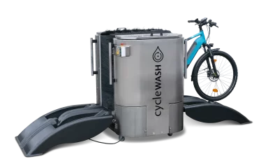 cycleWASH Go Platinum bicycle washing system with bike in position C